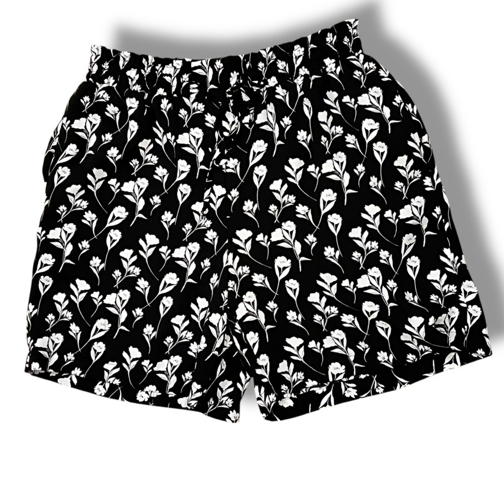Simply Vera Vera Wang Womens Shorts Sz S Lined Black White Flowers Pockets A-6 - Picture 2 of 8